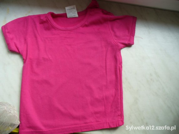 różowa koszulka