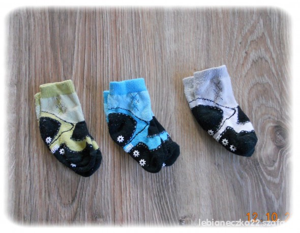 Świetne skarpetki paputki 0 do 6 TANIO