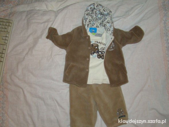 Cieplutki polarowy komplecik 68