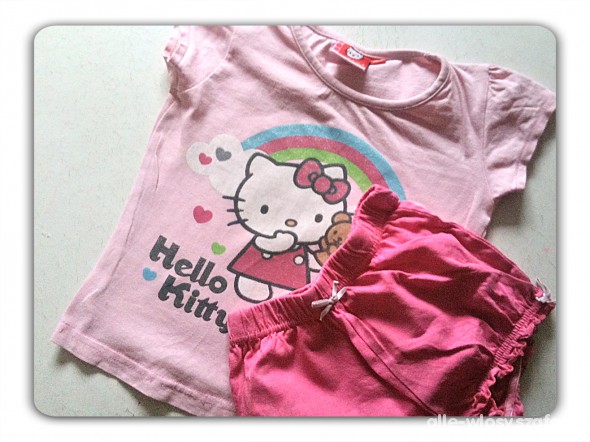 śliczna piżamka Hello Kitty r 98