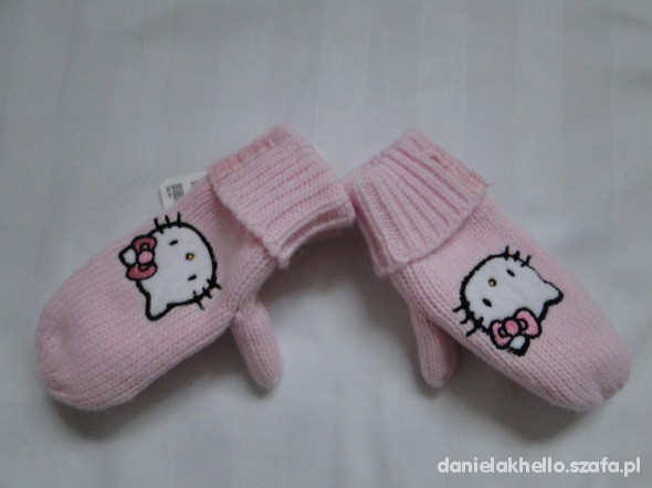 HELLO KITTY z jednym palcem H&M