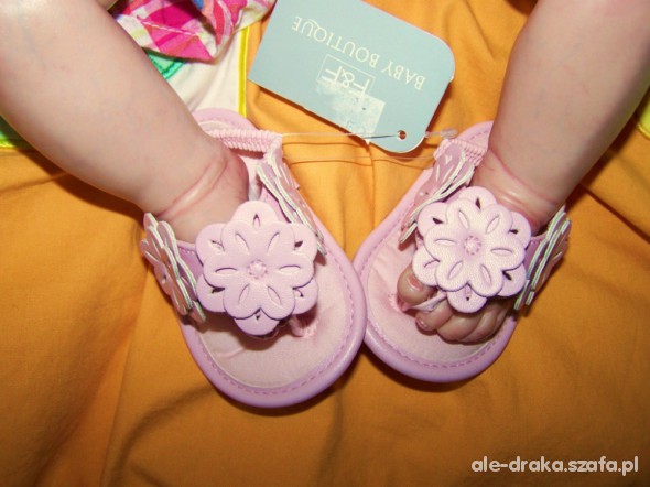 Nowe sandałki F&F roz 0 do 3m