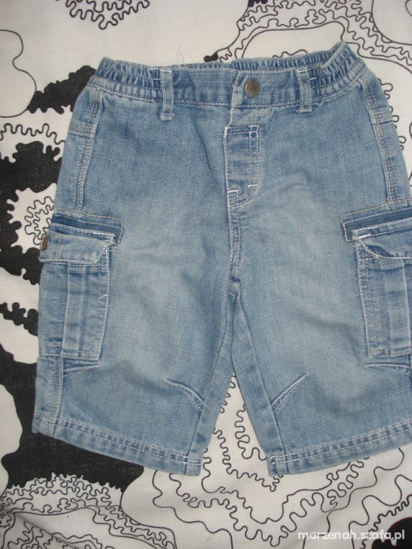 Krótkie spodenki 98 104