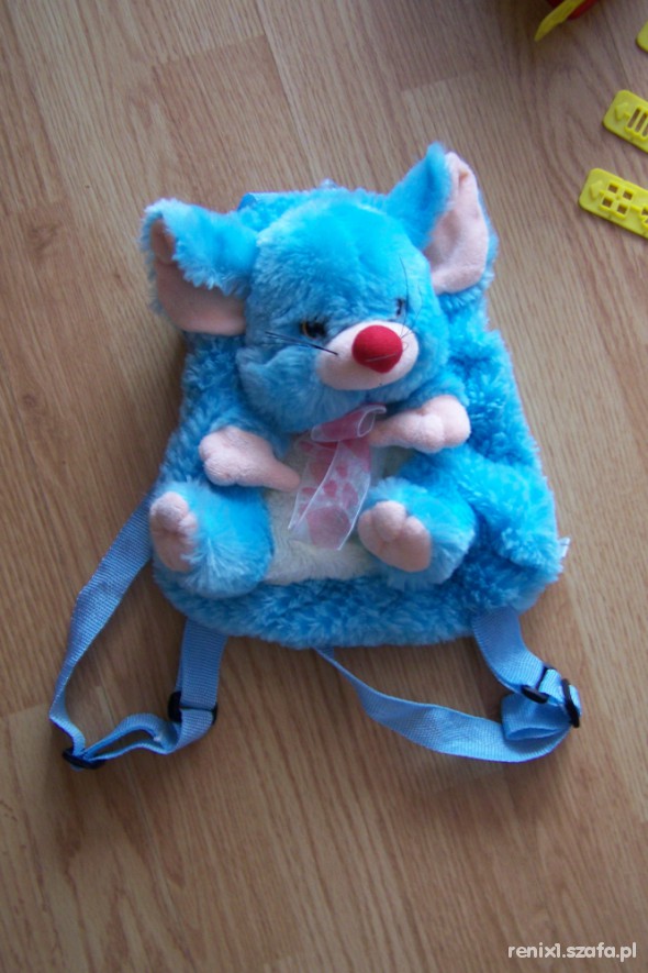 pluszowy plecaczek jak nowy