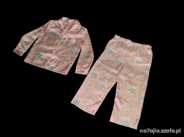 Satynowa piżamka dla dziewczynki na 3 i 4 lata