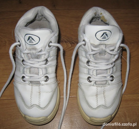 białe sportowe buty buciki rozm 30 z USA