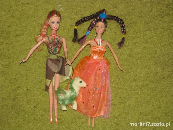 2 Barbie i kucyk Pony
