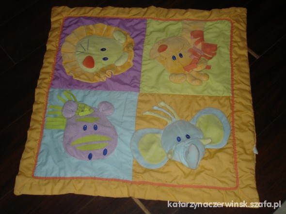 Śliczna kolorowa mata polecam