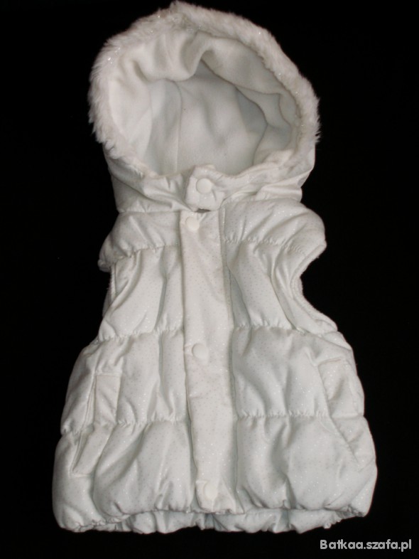 Śliczny bezrękawnik dla modnisi 912m