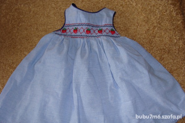 błękitna sukienka 56