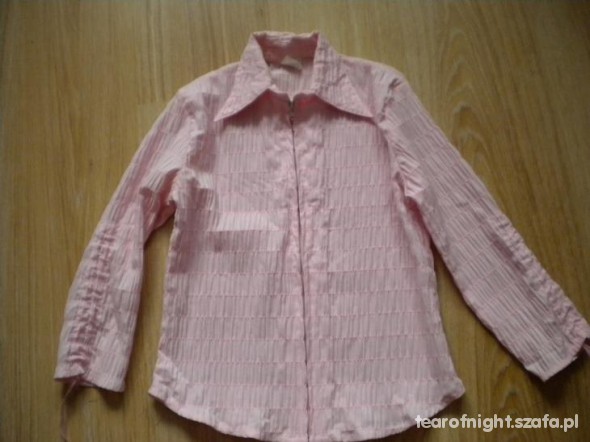 Piękna różowa koszula na suwak na 146