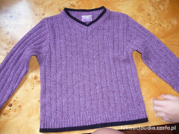 Fioletowy sweterek