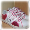 adidaski HELLO KITTY r28