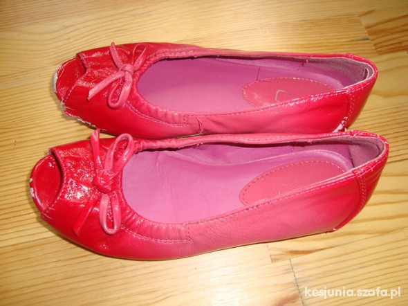 czerwone pantofelki