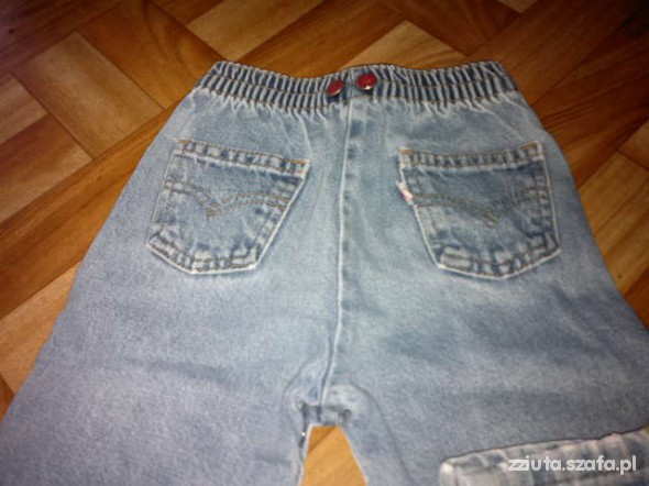 Levis 2lata