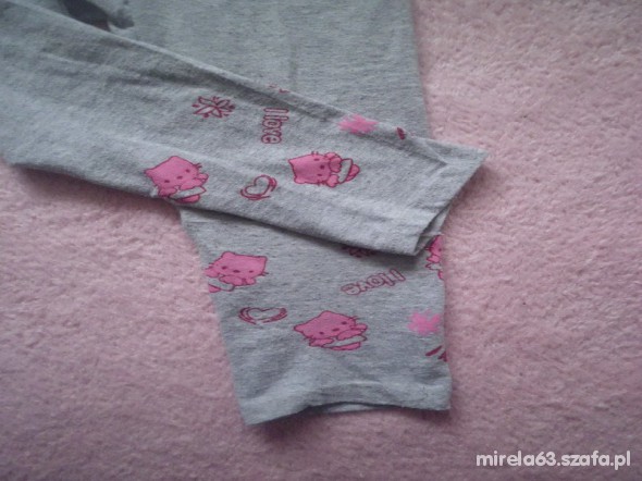 LEGGINSY HELLO KITTY SZARE ZRÓŻOWYMI KOTKAMI 104