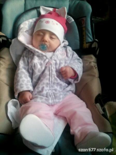 Komplet polarkowy przeuroczy w serduszka 6 miesiec