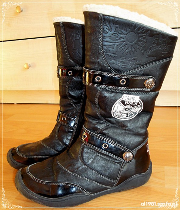 CAMP ROCK CIEPŁE KOZACZKI 31