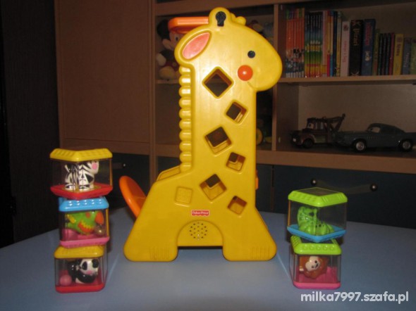 Żyrafa Fisher Price oraz klocki sensoryczne