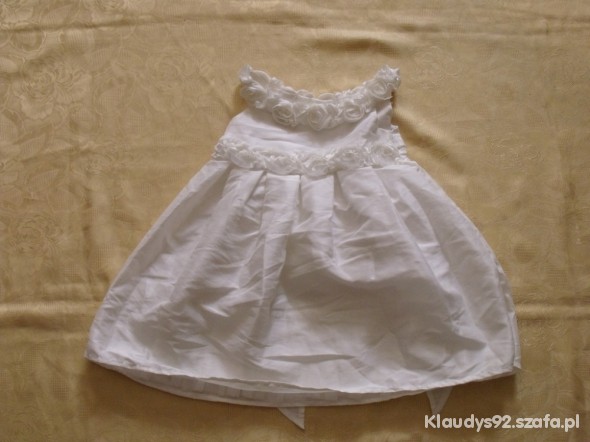 SUKIENKA NA CHRZEST DLA DZIEWCZYNKI 74