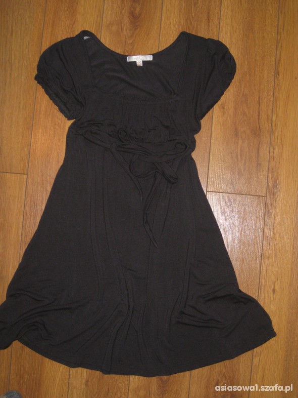 Czarna sukienka CUBUS IYSHI 140