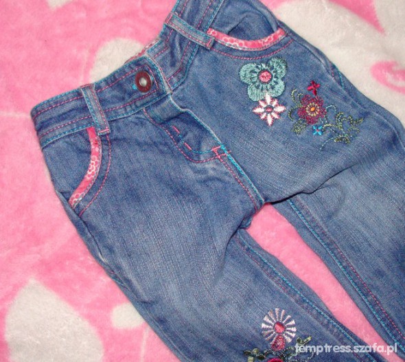 NEXT jeansy ozdobne kwiatuchy r 6 9mc
