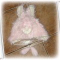 różowa czapka króliczek