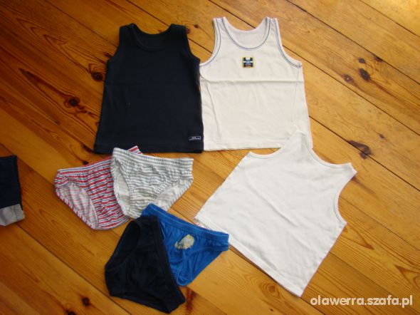 zestaw koszulek i majtek 104