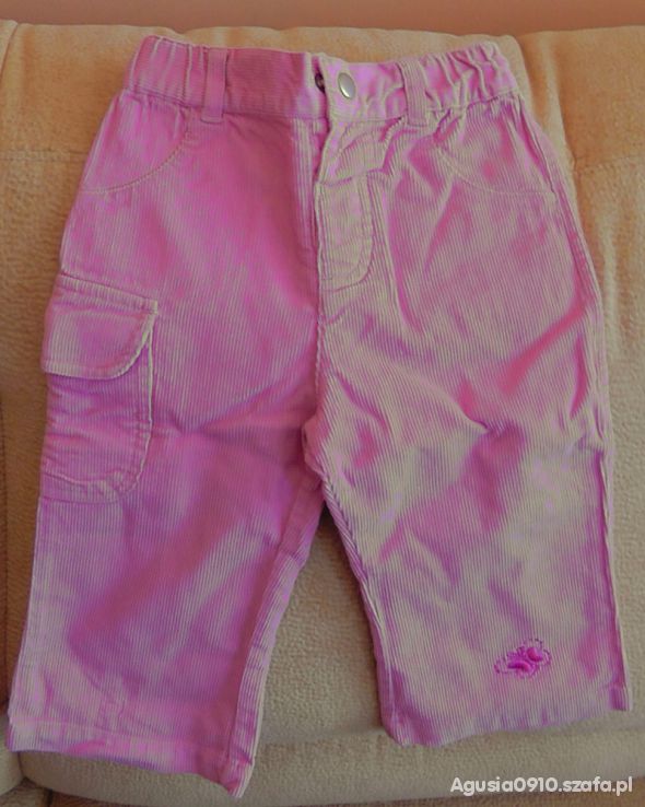 Różowe sztruksowe spodnie rozm 80