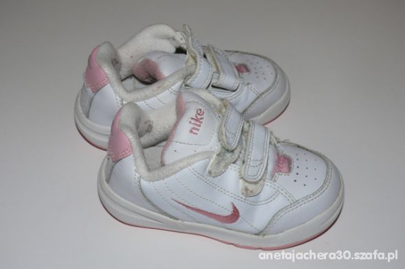 sliczne buty sportowe Nike dla dziewczynki UK 6