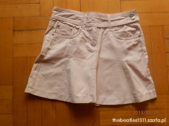 kremowa spódniczka