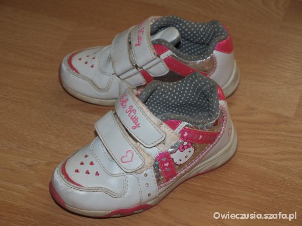 Słodkie adidaski Hello Kitty 27 C&A