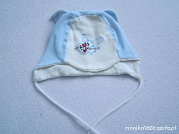 Czapeczka z króliczkiem