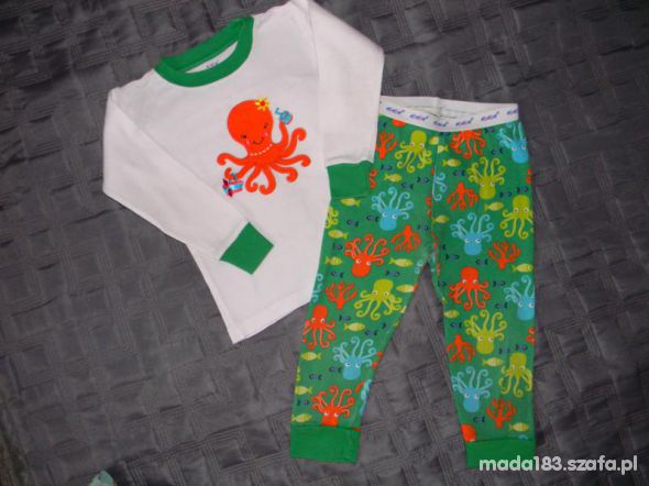 Piżamka 2 latka