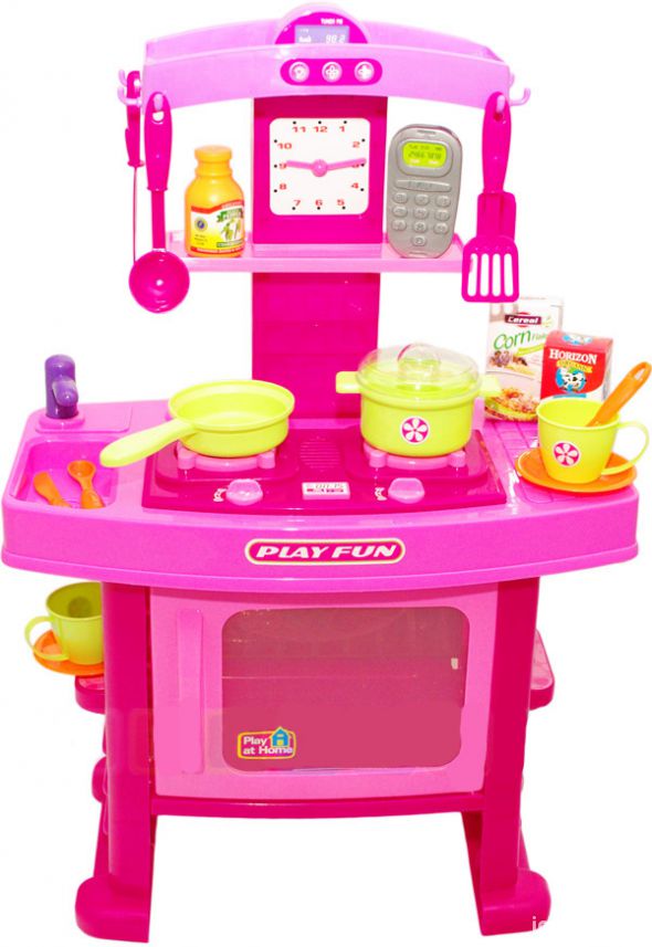 Różowa kuchnia piekarnik