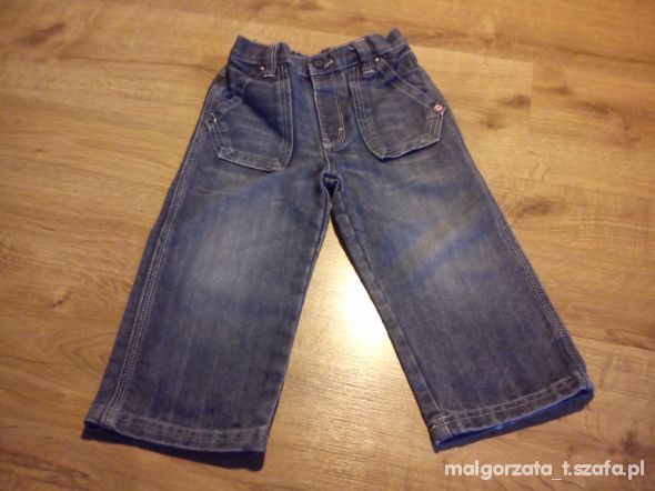 Spodnie jeansowe marki George rozm 92