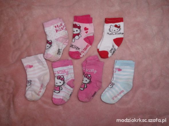 19 do 23 7 par skarpetek Hello Kitty