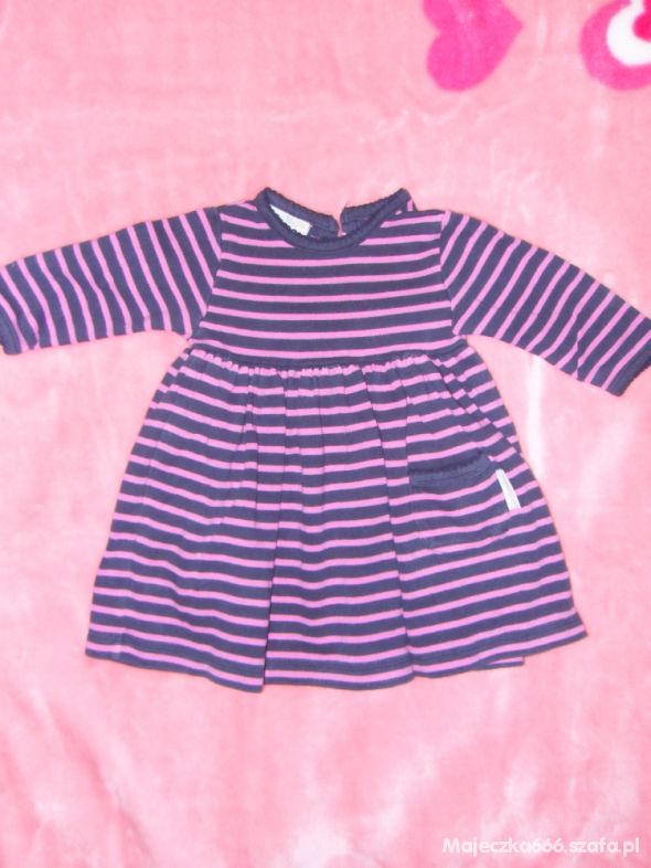 Sukienka na długi rękaw