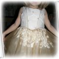 sliczna błyszczoca złota sukienka z bolerkiem 110