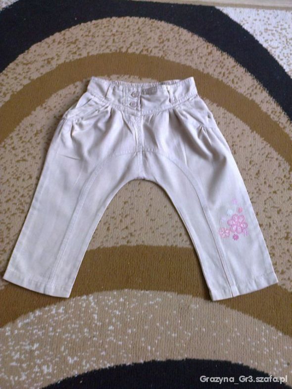 Spodnie dla dziewczynki modne