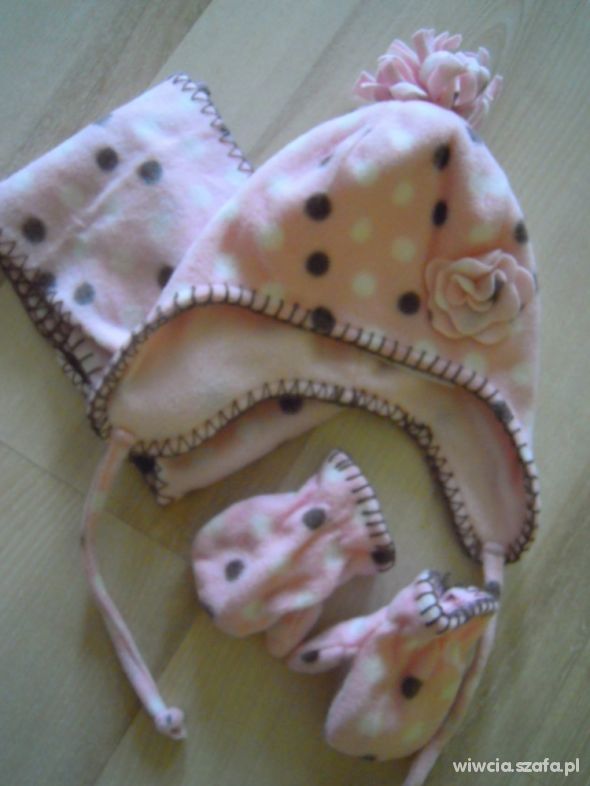 NOWY komplecik czapka szalik rekawiczki 12m