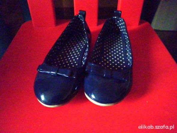 Balerinki lakierowane H&M granatowe roz 26