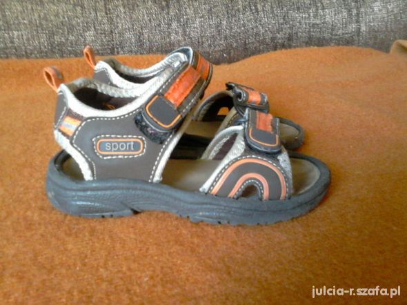 sandałki 25