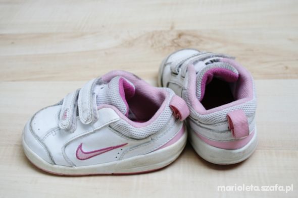 Biało różowe Nike