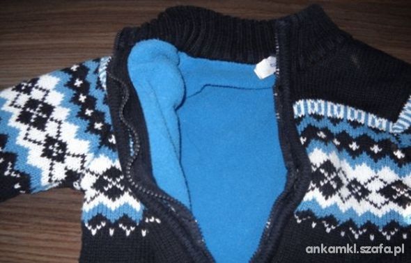 Ocieplany sweterek 74