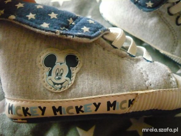 Śliczne buciki z Disney
