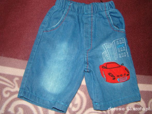 Spodenki jeansowe na lato z autkiem