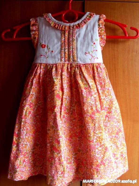 Śliczna sukieneczka z wiązaną kokardą roz 2 latka