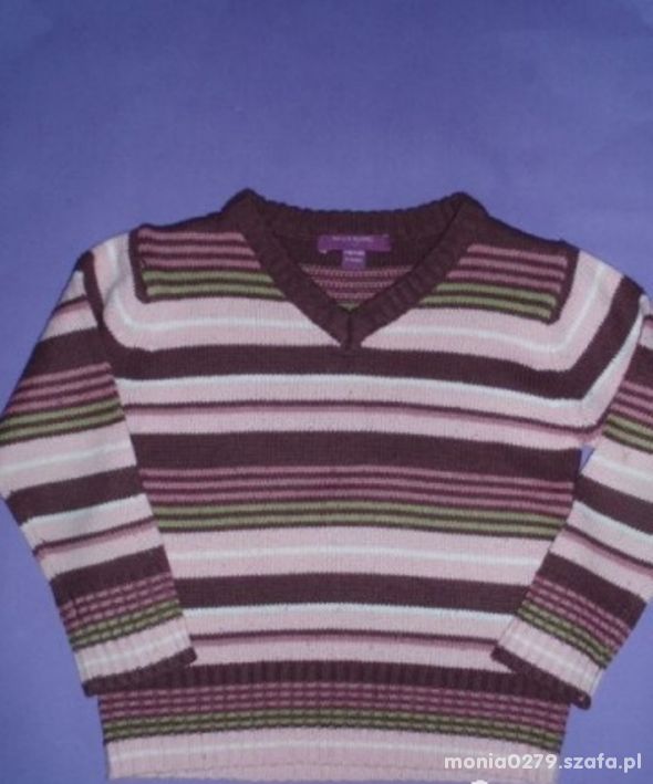 Śliczny sweterek 116