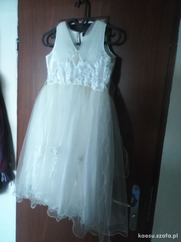 Tiulowa sukienka wesele święta